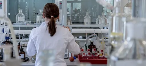 Tests Covid-19 : des délais trop longs