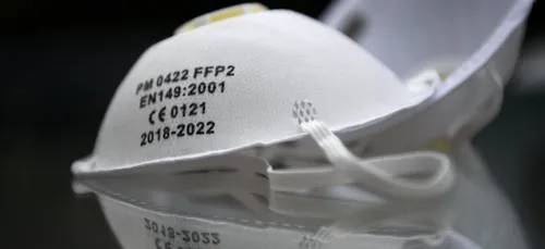 Essonne : menacée de licenciement pour avoir fourni des masques à...