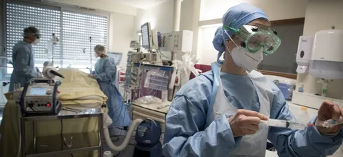 Les services de réanimation au bord de la saturation en Ile-de-France