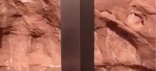 Le mystérieux monolithe de métal découvert dans le désert a disparu...