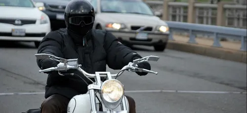 Ile-de-France : la circulation inter-files des deux-roues...