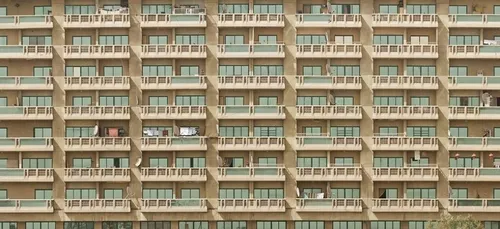 Ils affirment être victime d'un fantôme dans leur HLM, et demandent...