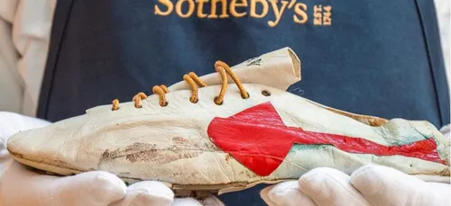 Cette paire de Nike vintage pourrait valoir un million d'euros...