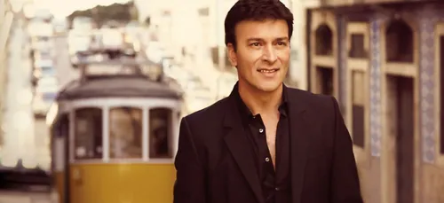 Tony Carreira en duo avec Julie Zenatti !