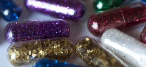 Des paillettes dans le vagin : une tendance inquiétante