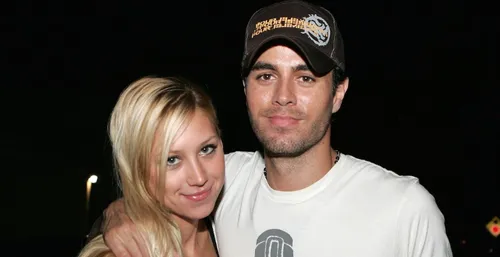 Enrique Iglesias refuse que son père rencontre sa fiancée !