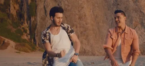 Sebastian Yatra et Joey Montana dévoilent un duo très caliente !