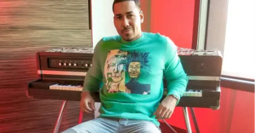 Roméo Santos: on connaît la jeune fille qui figurera dans « Bella y...