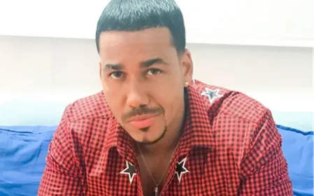 Roméo Santos surprend à nouveau ses fans avec un concours inédit !