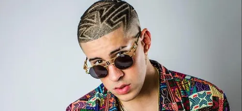 Bad Bunny : sans retouches, sa voix déçoit les internautes ! (Vidéo)