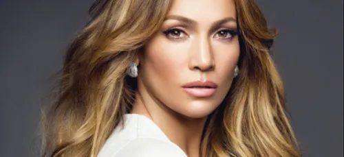 Jennifer Lopez et Alex Rodriguez rendent visite aux sinistrés de...