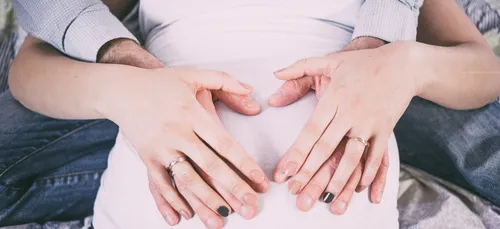 Accoucher sans douleur en dansant: la technique d’un obstétricien...