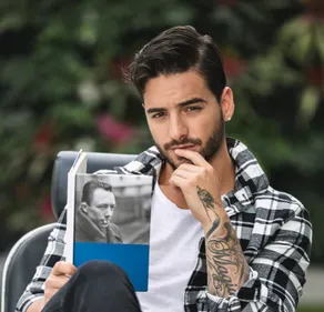 Maluma : pour la première fois, il confirme sa romance avec Natalia...