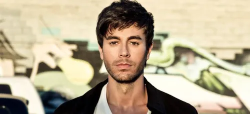 Enrique Iglesias partage un moment émouvant avec l'un de ses...