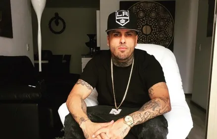 Nicky Jam dévoile le secret du mystérieux titre de la chanson « X...