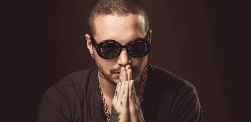 J Balvin critique Rihanna et s’attire les foudres des internautes...