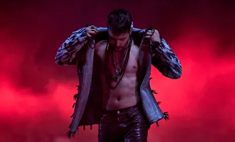 Prince Royce : son bain très ‘’people’’ sur le pont d’un yacht (Photo)