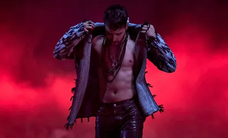 Prince Royce et Maluma dévoilent leur remix du titre « El Clavo »...