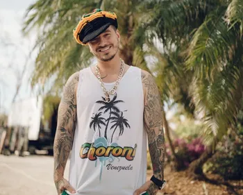 J Balvin est « fou amoureux » d’une ancienne Miss (Photos)