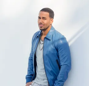 Romeo Santos annonce sa nouvelle collaboration avec une figure de...
