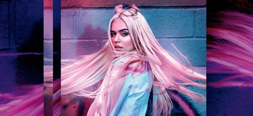 "Dame Tu Cosita" : Karol G et Pitbull ont enregistré un remix...