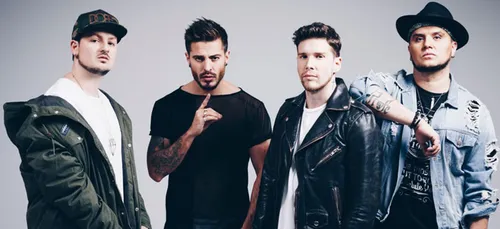 Piso 21 nous invite dans les coulisses du clip ‘’Puntos Suspensivos’’