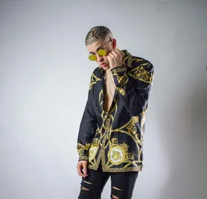 Bad Bunny : son hommage aux victimes de l‘ouragan Maria dans le...