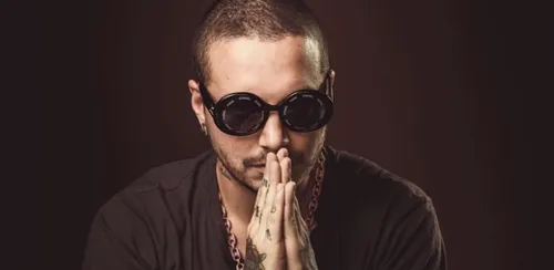 J Balvin : sa réponse cinglante à un follower (Photo)