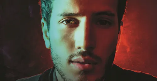 Sebastian Yatra fait un malaise pendant un concert (Photos)