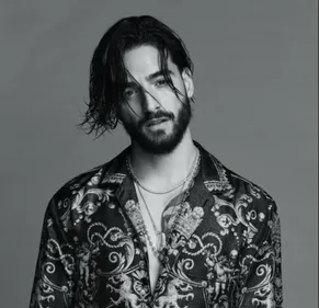Maluma : vivement critiqué après avoir pris la pose avec des félins...