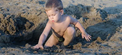 Crèmes solaires pour enfants : attention aux produits bio !
