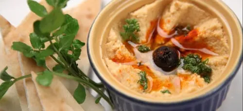 Paris : pois chiches et cocktails à volonté à l'houmous garden party !
