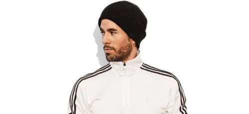 Enrique Iglesias : en vacances, son fils Nicholas fait craquer les...