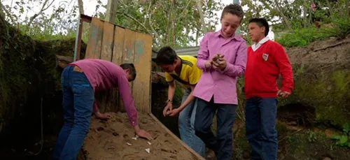 En Colombie, le Tejo est un sport national ! (vidéo)
