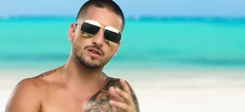 Maluma : le chanteur pose en sous-vêtements et affole la toile (photo)