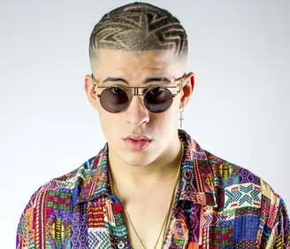 Bad Bunny : son incroyable geste pour aider des étudiants (vidéo)