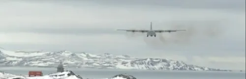 Un avion de l’armée disparait au Chili (vidéo)