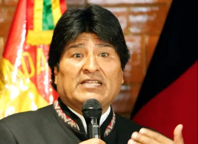 Bolivie : un mandat d’arrêt lancé à l’encontre de l’ex président...