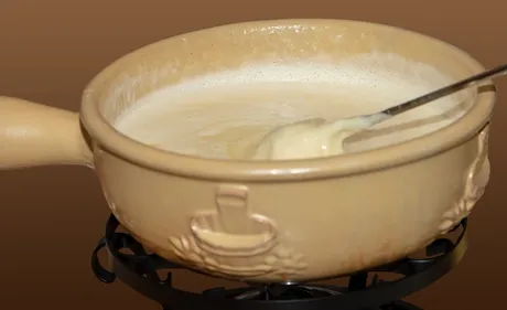 Rendez-vous dans la capitale pour déguster une fondue au champagne