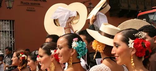 Pérou : A la découverte du concours national de folklore à Trujillo...