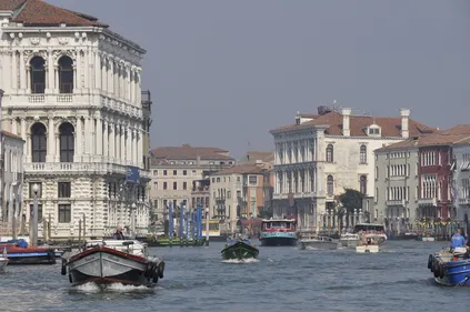 Venise : une bombe découverte, les habitants évacués (photo)