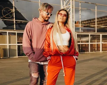 Quand une photo de Karol G et J.Balvin adolescents refait surface :...