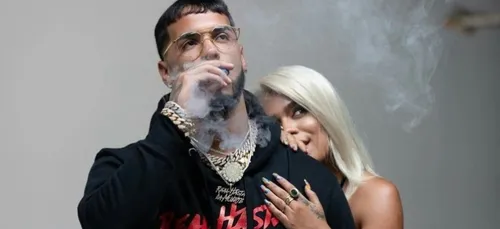 Anuel AA raconte sa réaction lorsqu’il a rencontré Karol G pour la...