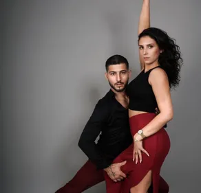 Coronavirus : Des cours de danse latine gratuits en ligne !