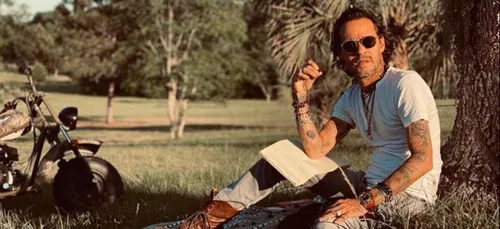 Marc Anthony émeut la toile grâce à une reprise a cappella de "A...