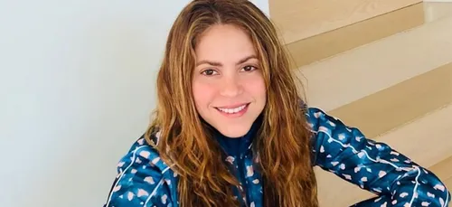 Shakira décroche son diplôme de philosophie en plein confinement