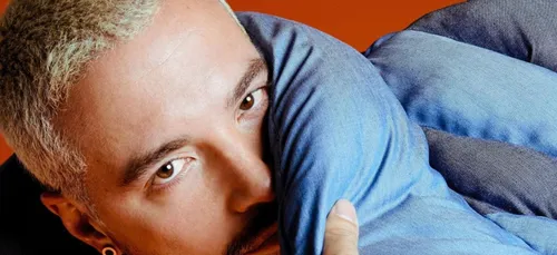 J Balvin appelle les latinos à soutenir le mouvement "Black Lives...