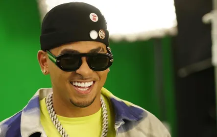 Ozuna bientôt en collaboration avec les chanteuses Sia et Doja Cat