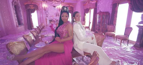 « Tusa » : Karol G célèbre le milliard de vues avec un message pour...