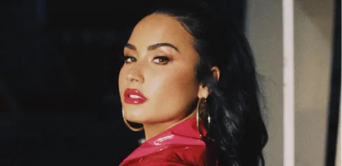 « La vie peut être dure et étrange » : Demi Lovato sort du silence...
